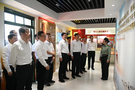 蘇鹽集團開展“傳承紅色基因 學(xué)習(xí)守島精神”主題黨日活動 蘇鹽集團開展“傳承紅色基因 學(xué)習(xí)守島精神”主題黨日活動