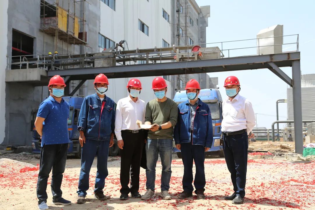 喜報:瑞豐鹽業(yè)公司60萬噸制鹽搬遷技改項目實現(xiàn)一次性試車成功! 喜報:瑞豐鹽業(yè)公司60萬噸制鹽搬遷技改項目實現(xiàn)一次性試車成功!