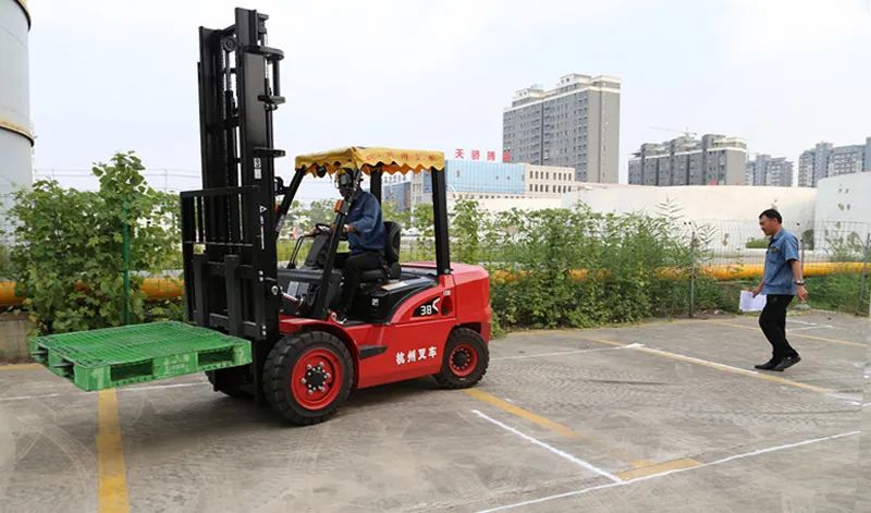 大干紅五月丨瑞豐鹽業(yè)公司:深入開展“五比五賽” 激勵(lì)職工建功立業(yè) 大干紅五月丨瑞豐鹽業(yè)公司:深入開展“五比五賽” 激勵(lì)職工建功立業(yè)