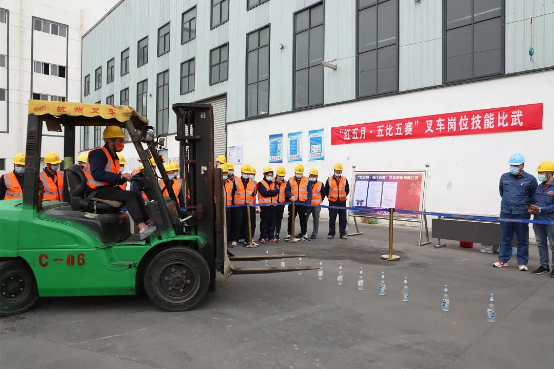 蘇鹽井神公司黨委丨實(shí)施“五大工程” 推動(dòng)“雙效”提升 蘇鹽井神公司黨委丨實(shí)施“五大工程” 推動(dòng)“雙效”提升