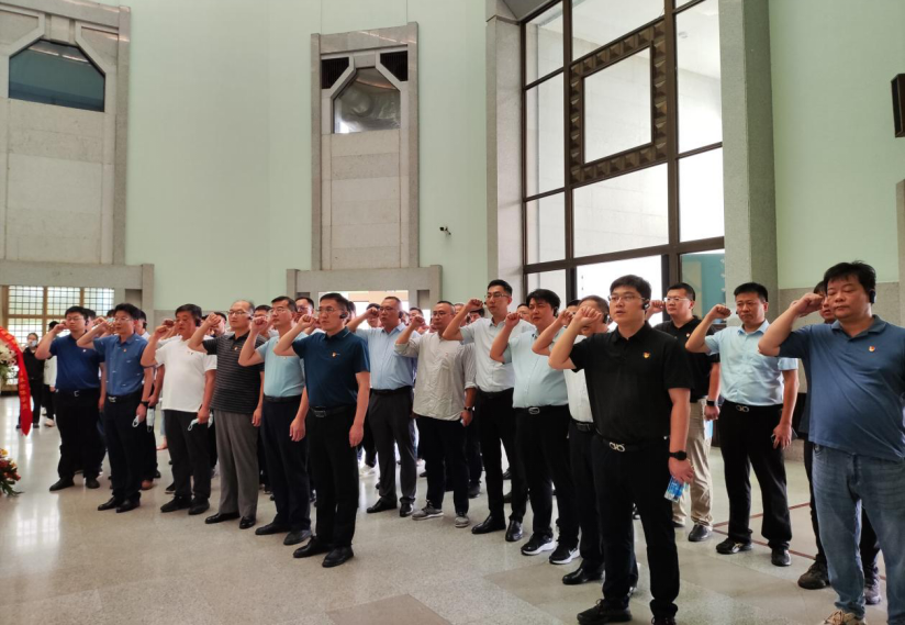 深刻領(lǐng)悟“兩個(gè)確立”決定性意義 堅(jiān)決擔(dān)起“勇挑大梁”重大責(zé)任——蘇鹽集團(tuán)“迎接二十大，勇?lián)率姑敝黝}教育培訓(xùn)班綜述