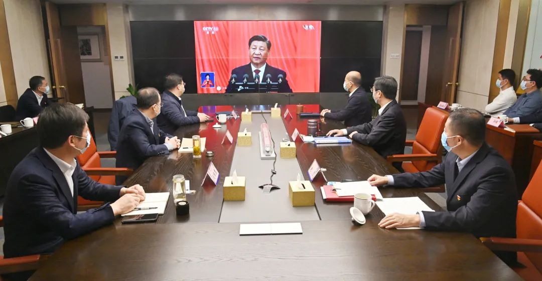 蘇鹽集團(tuán)黨委認(rèn)真組織收聽收看黨的二十大開幕盛況 蘇鹽集團(tuán)黨委認(rèn)真組織收聽收看黨的二十大開幕盛況