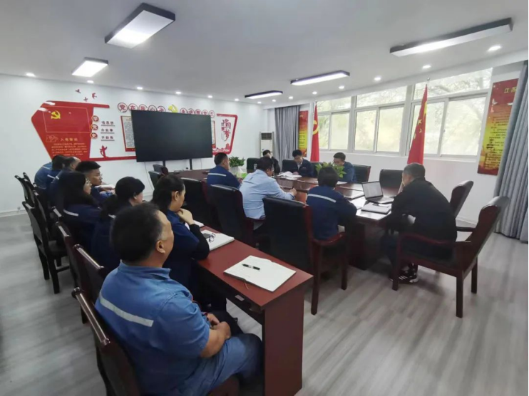 聚焦黨代會丨學(xué)習(xí)貫徹黨代會 踔厲奮發(fā)新征程——集團各單位持續(xù)掀起學(xué)習(xí)宣傳貫徹黨代會精神熱潮 聚焦黨代會丨學(xué)習(xí)貫徹黨代會 踔厲奮發(fā)新征程——集團各單位持續(xù)掀起學(xué)習(xí)宣傳貫徹黨代會精神熱潮