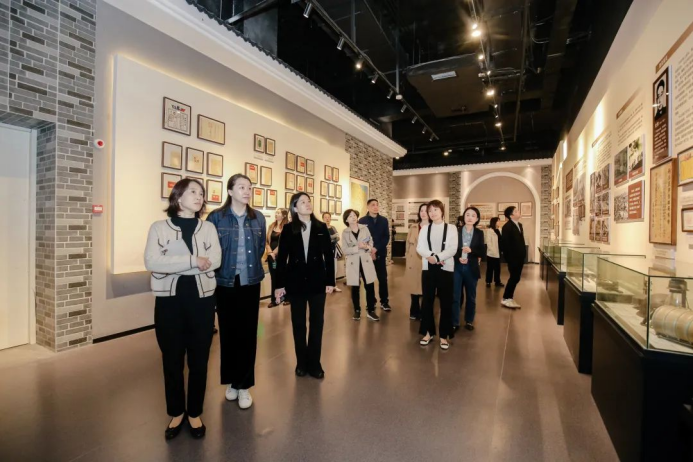 省部屬企事業(yè)工會商業(yè)貿(mào)易組產(chǎn)改工作巡講走進(jìn)蘇鹽集團