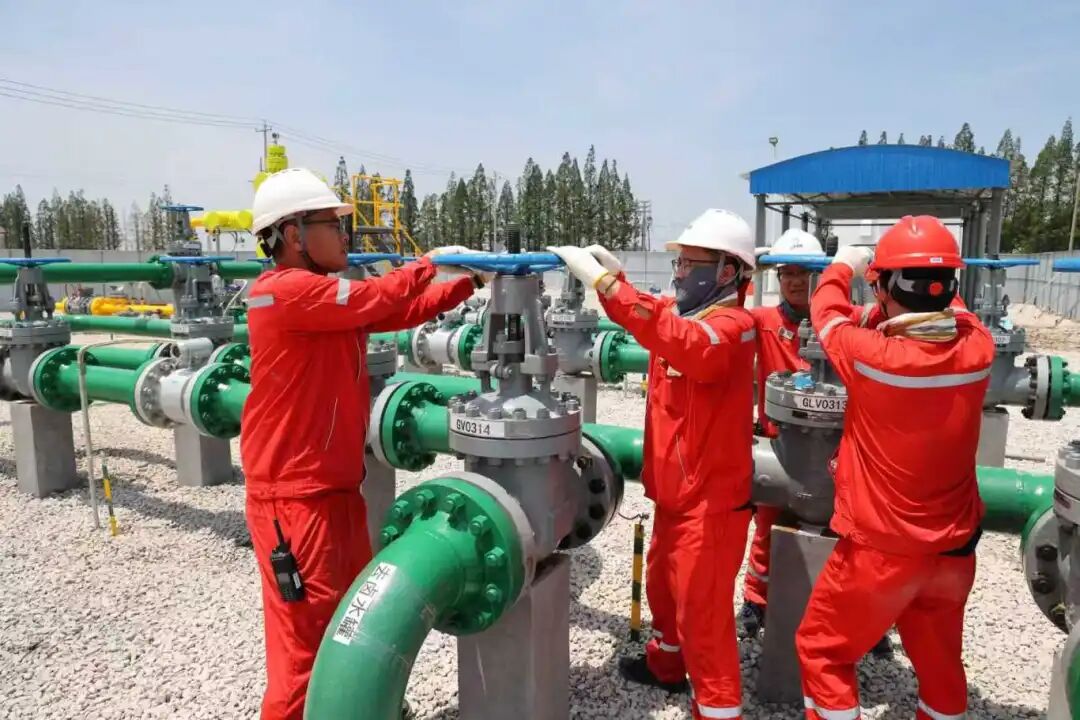 張興儲(chǔ)氣庫(kù)完成年度注氣任務(wù),為今冬明春保供攢足“底氣” 張興儲(chǔ)氣庫(kù)完成年度注氣任務(wù),為今冬明春保供攢足“底氣”